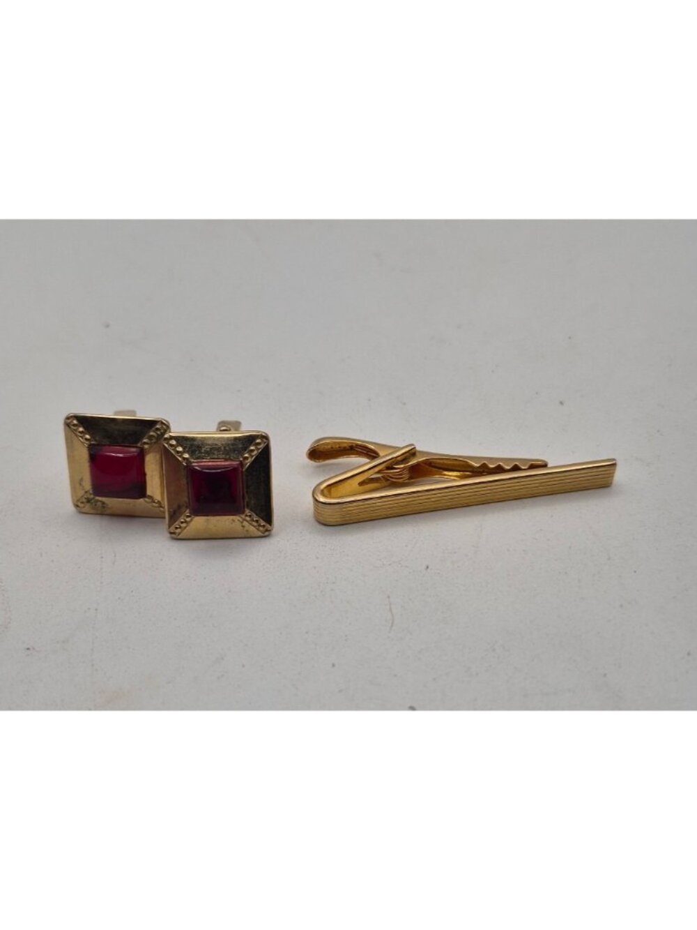 Gold‑Tone Tie Clip & Red Stone Cufflinks Set Mid-Century Modern  Style
